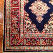 Elegant Ipek Wool Rug