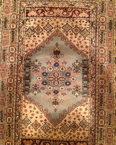 Elegant Kayseri Wool Weave