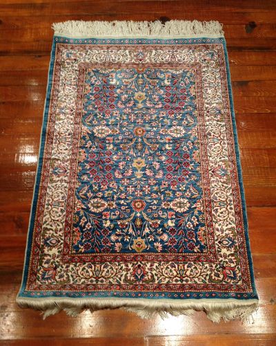 Luxury Silk Weaving