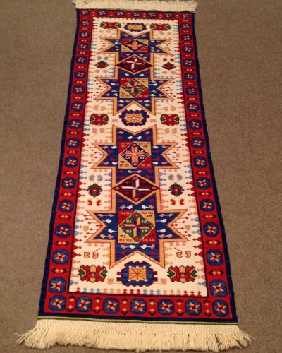 CAUCASE RUNNER 5758