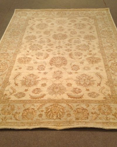 Handcrafted Usak Design