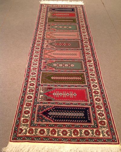 CARPET RUNNER 629