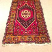 Classic Yahyali Wool Rug
