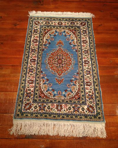 Elegant Silk Carpet